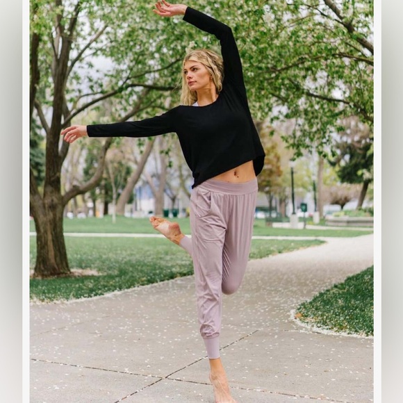 ZYIA Pants - Zyia‎ Jogger In a Bottle